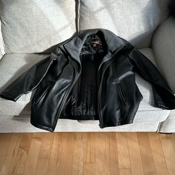 Danier Leather Jacket Style No 6583 - Picture 1 of 4